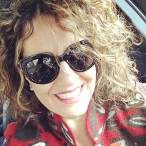 Meet your Posher, Elaine